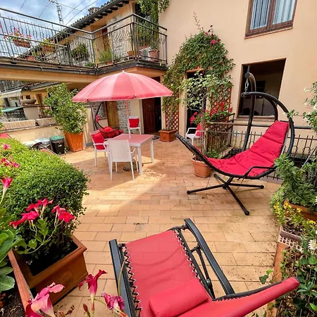 Beautiful Terrace In Italy Lejlighed *